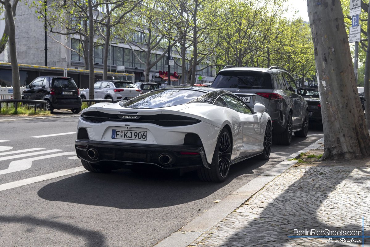 McLaren GT (2019) spotted in Berlin — BerlinRichStreets